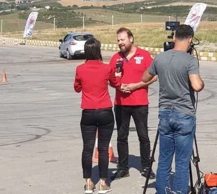 Çetin Büyükçınar, Sürüş eğitimi pisti, saha çekimi